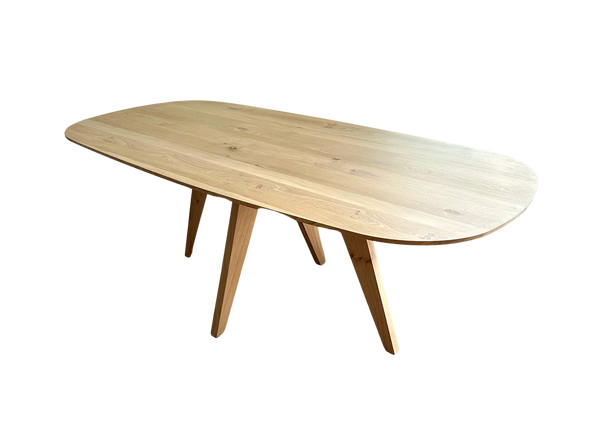 Eikenhouten Eettafel 200x100 cm Deens Ovaal met Houten Poten